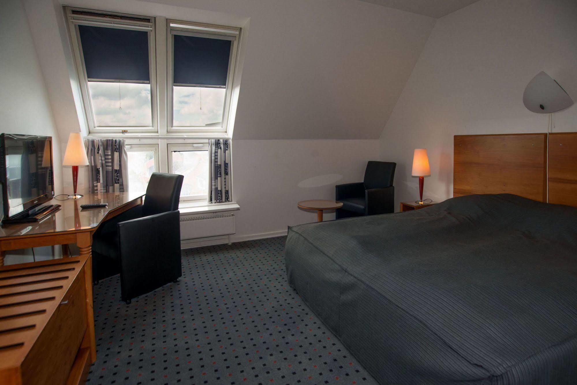 Hotel Medi Ikast Екстериор снимка